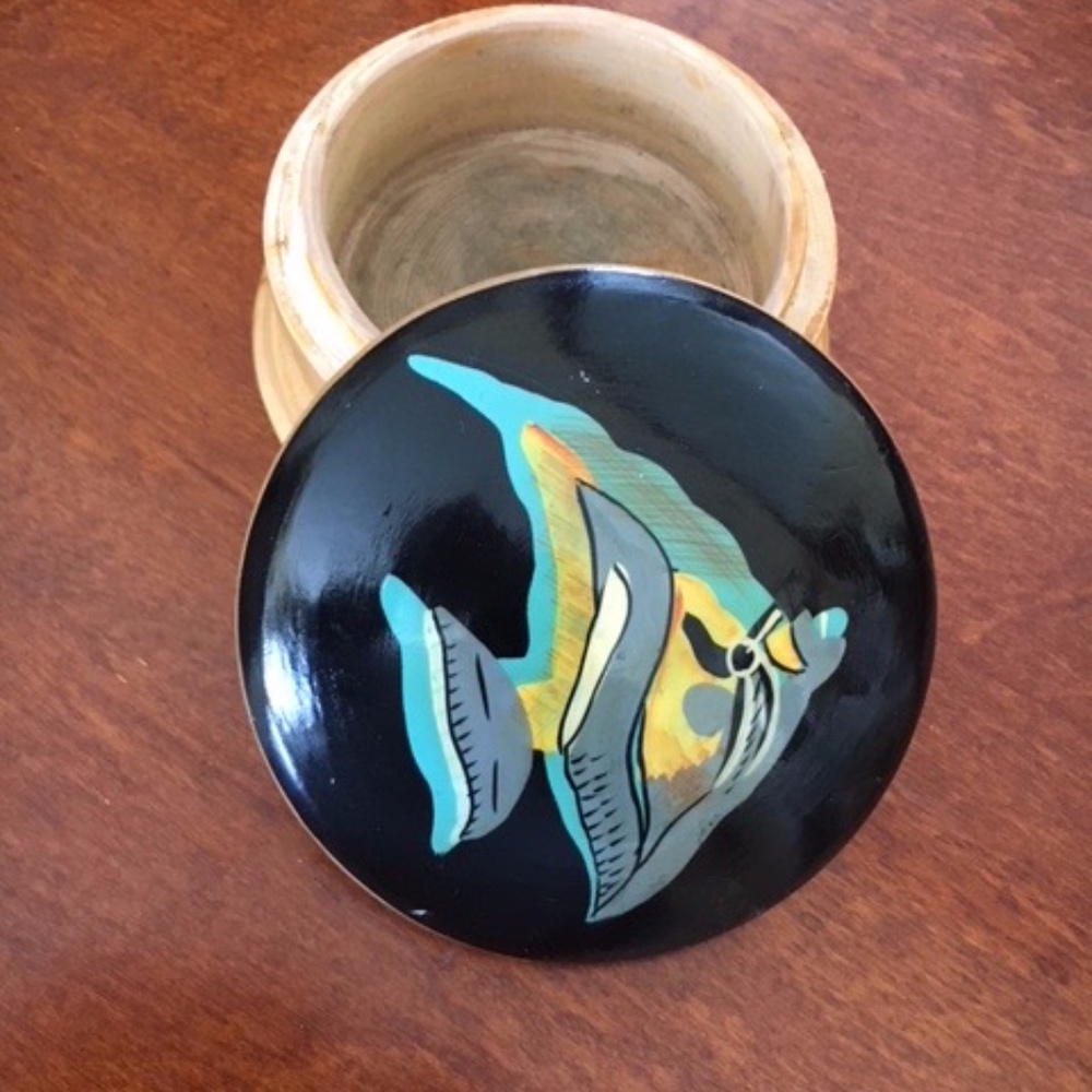 Container - Picture 3 of 4